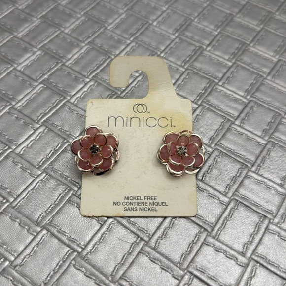 MINICCI pink flower statement earrings - Picture 1 of 3